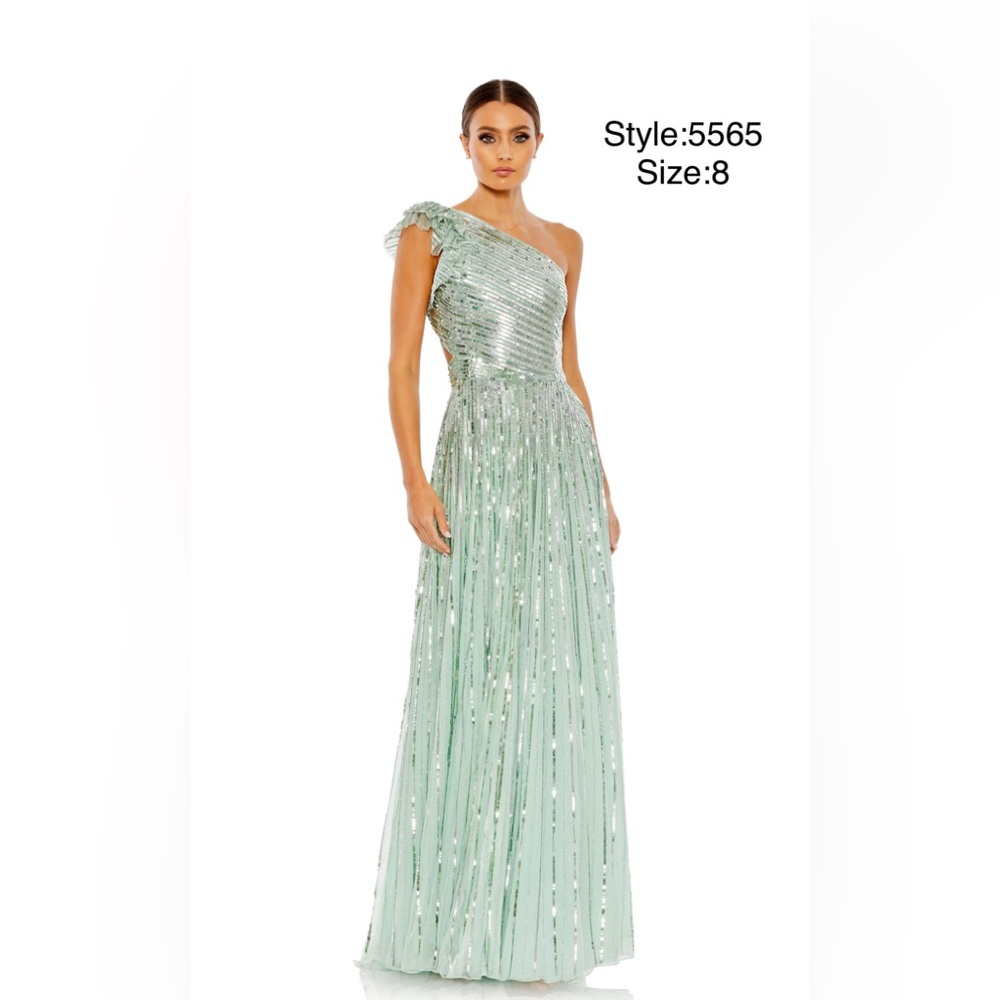 One shoulder flutter sleeve A-line gown - Picture 2 of 4